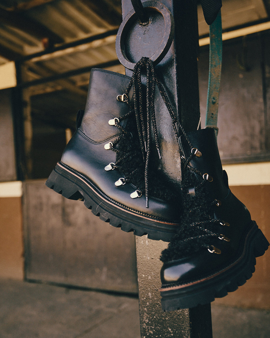 トスカブルー? ブーツ シューズ レディース Ankle boots Black