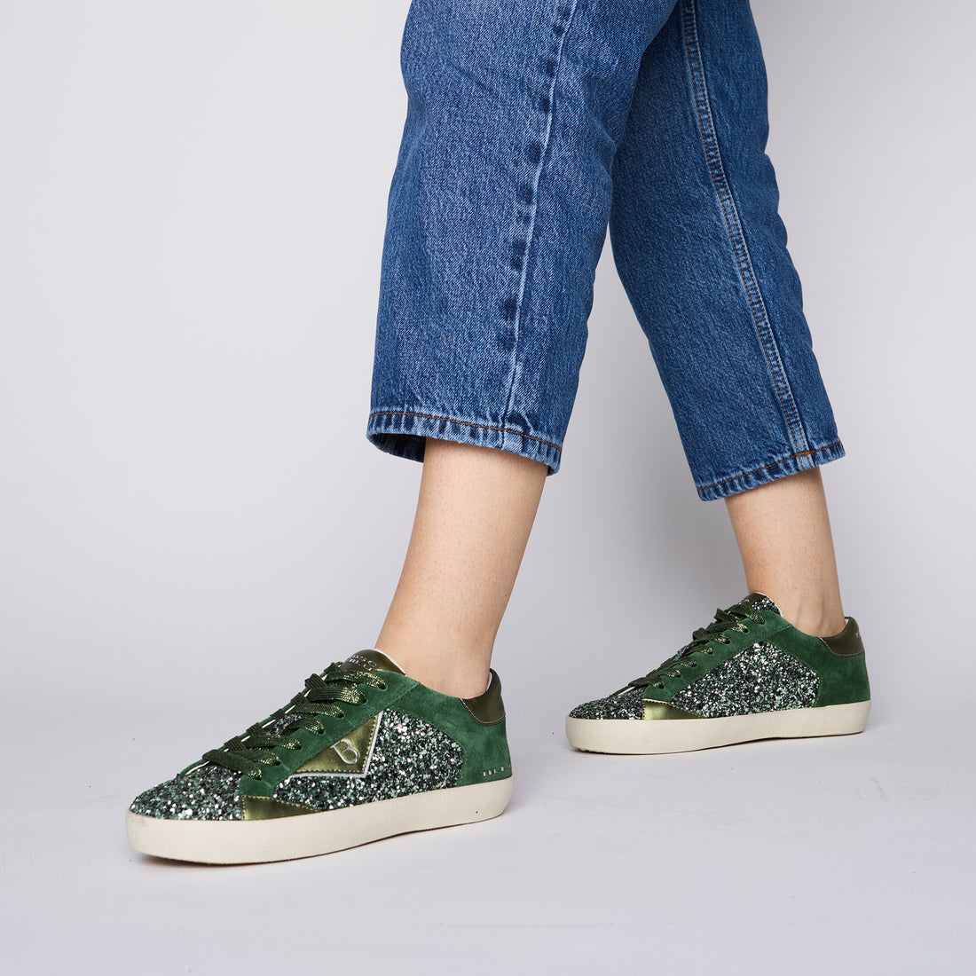 Green Groovie sneaker in suede with glitter