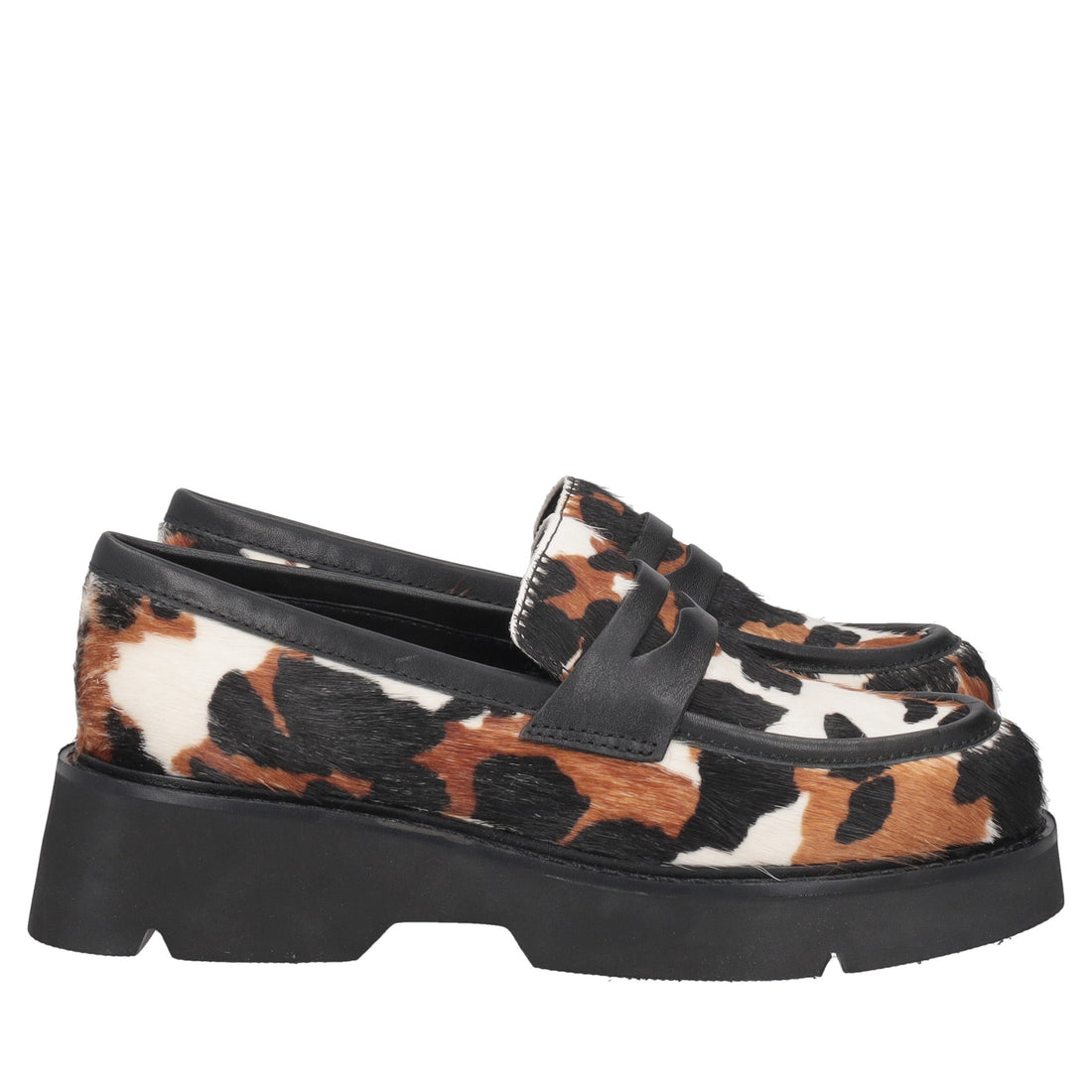 black louise loafer in animalier leather