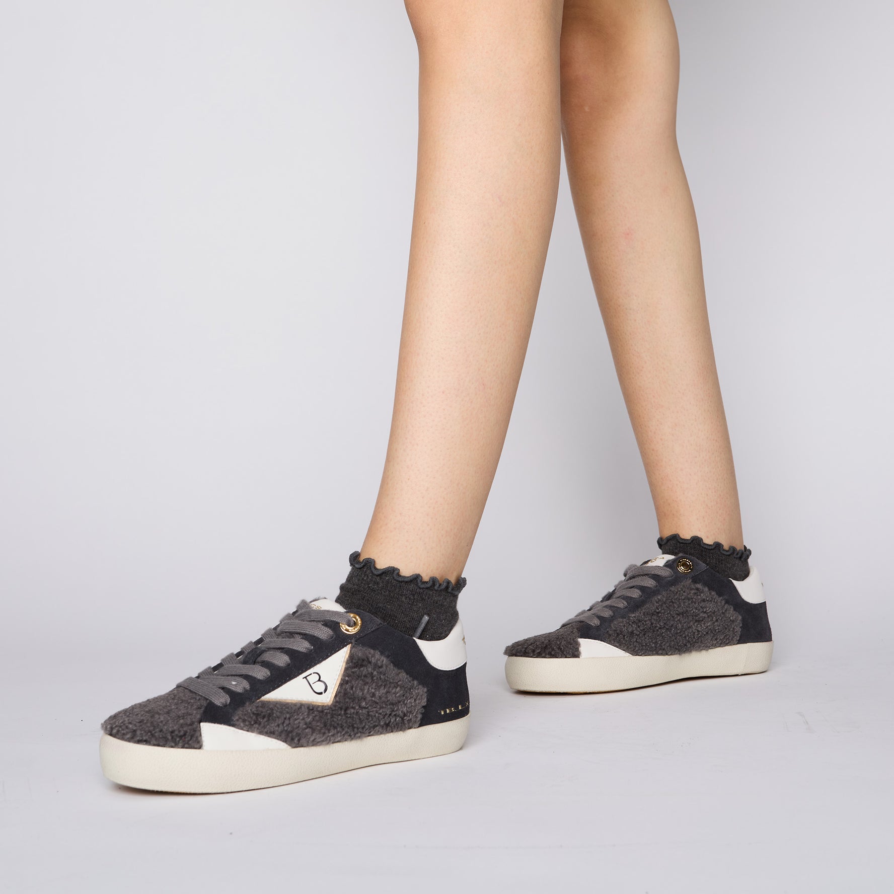 Sneaker Groovie in pelle colore grigio scuro