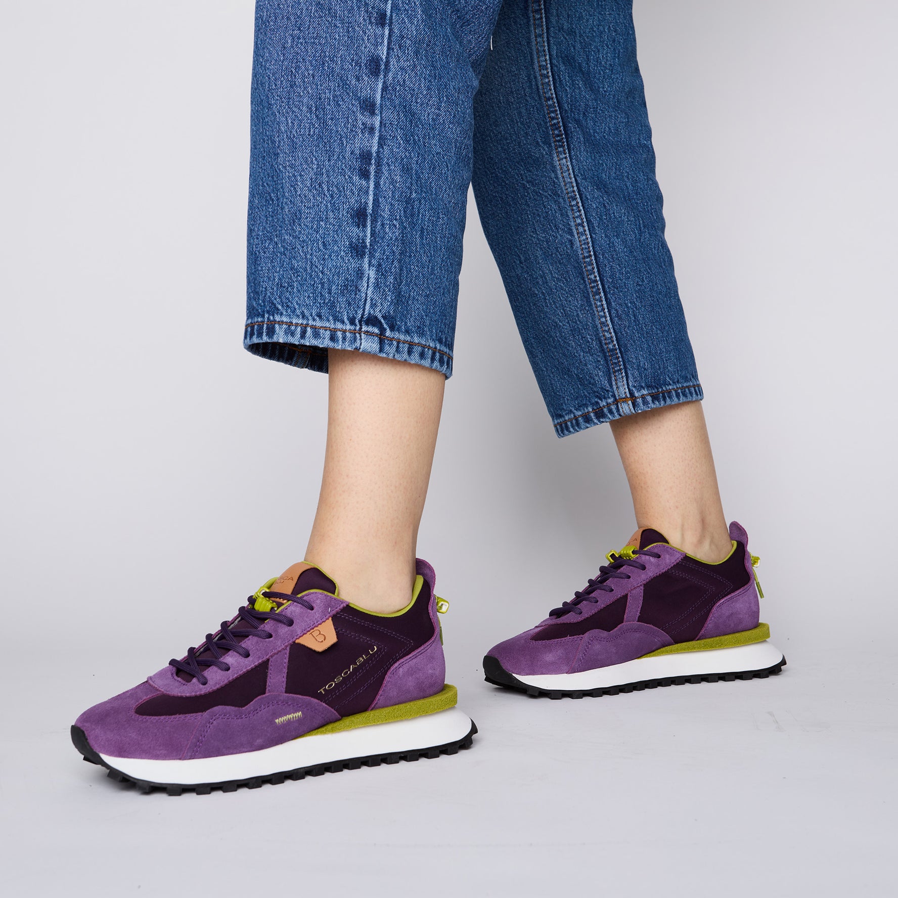Sneaker Cosmic in pelle e lycra colore viola
