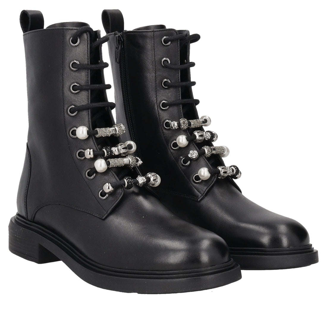 black elodie half boot with accessories
