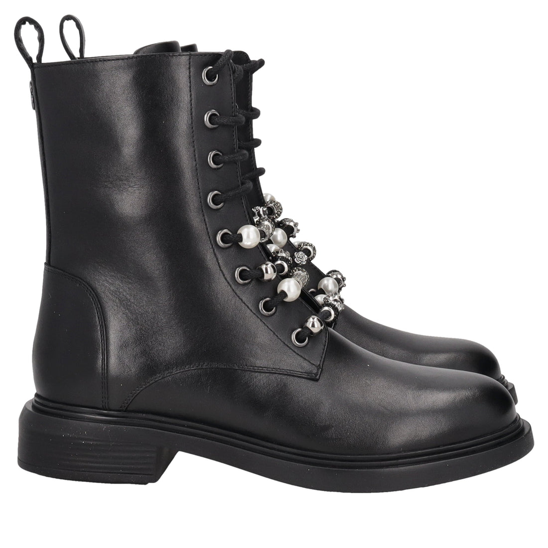 black elodie half boot with accessories