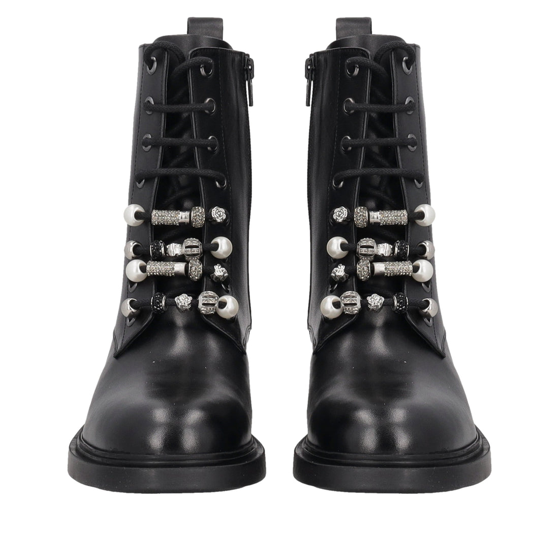black elodie half boot with accessories
