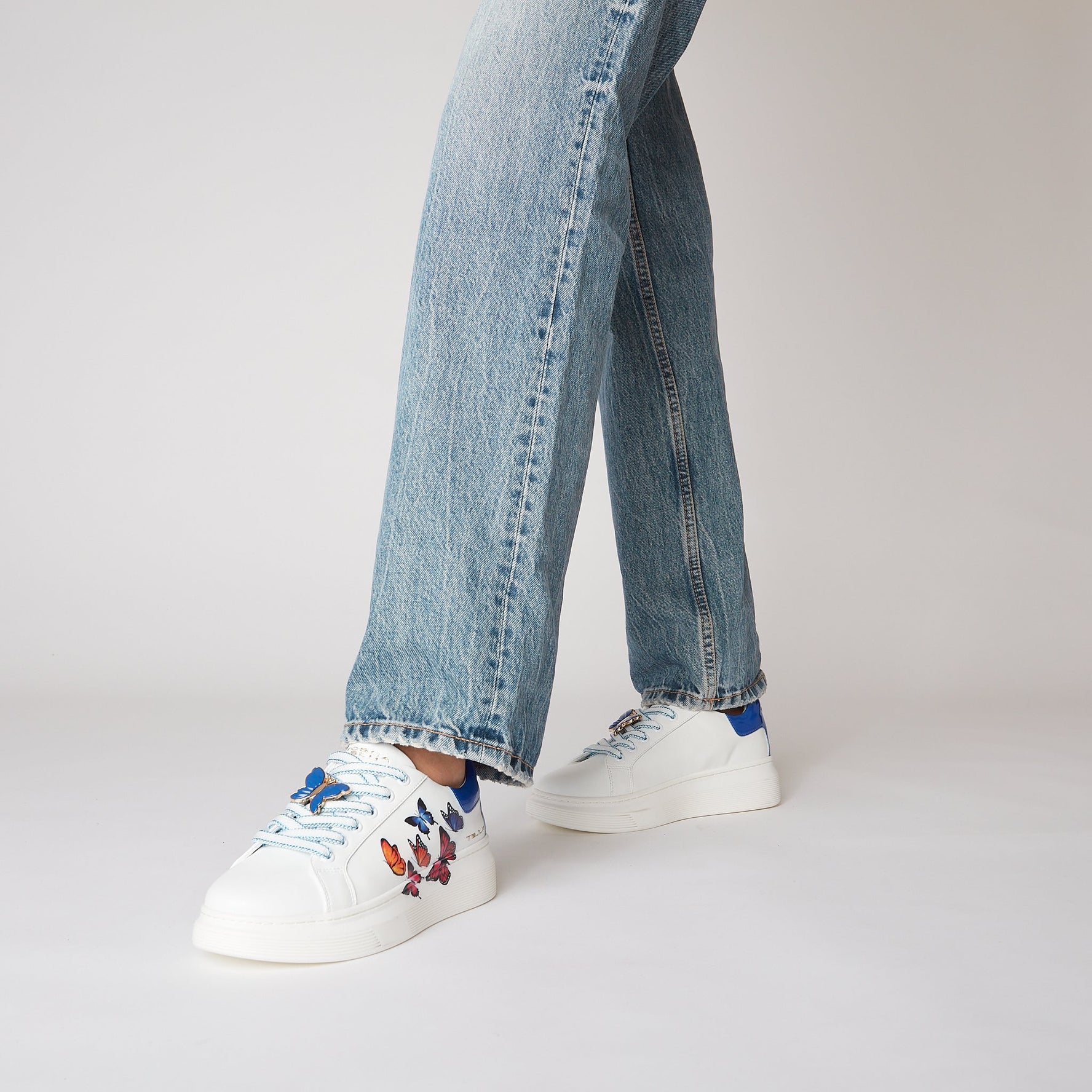 WHITE/BLUE LEATHER FENICE SNEAKER WITH BUTTERFLY PRINT