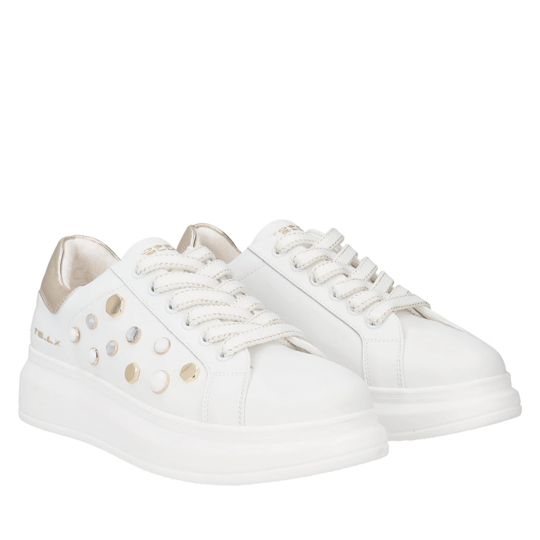 Sneaker Astrid in pelle con borchie colore bianco