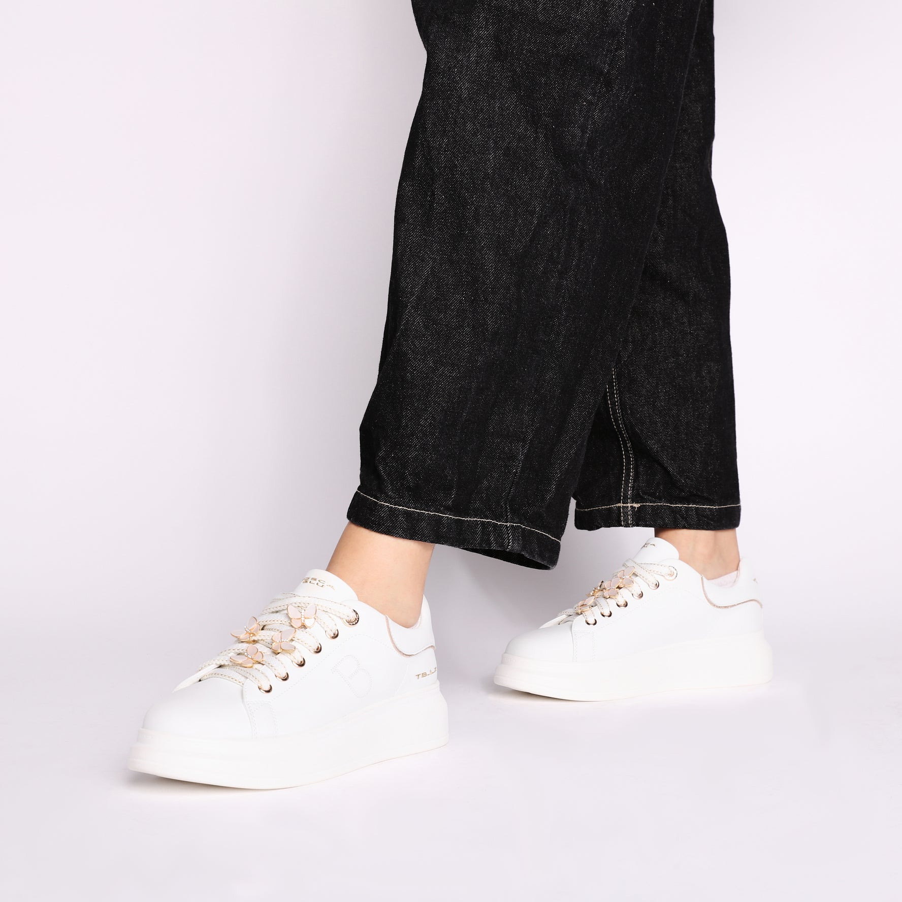 Astrid leather sneakers with white butterfly