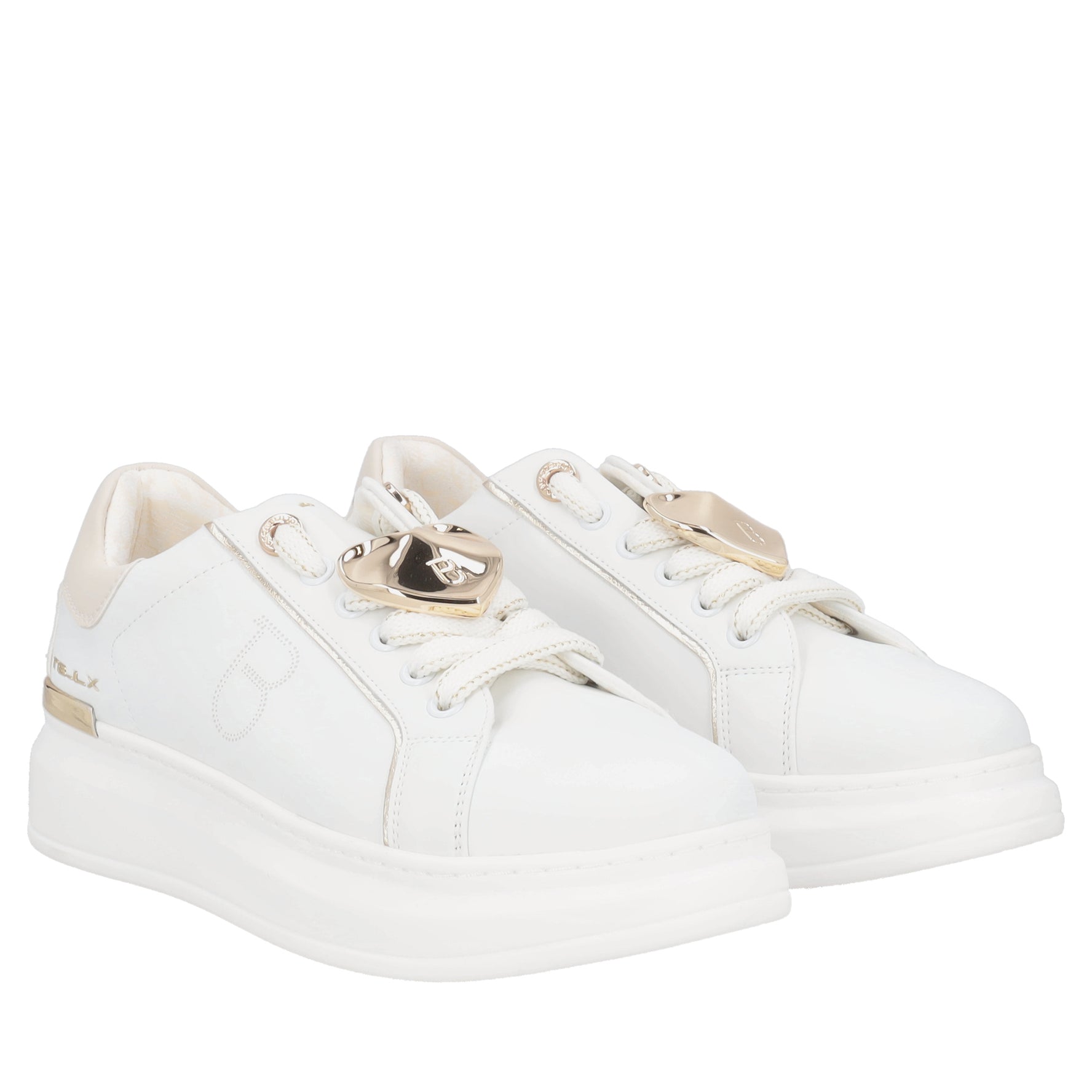 Carol leather sneakers with white heart