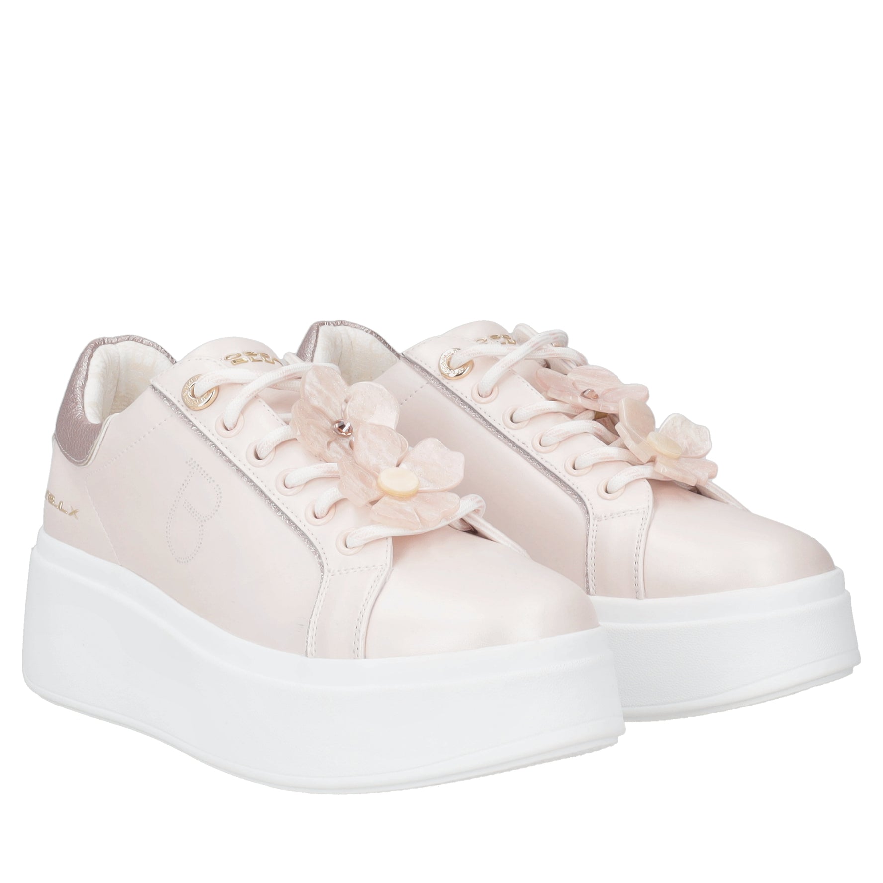 Clara leather sneakers with pink flower accessory