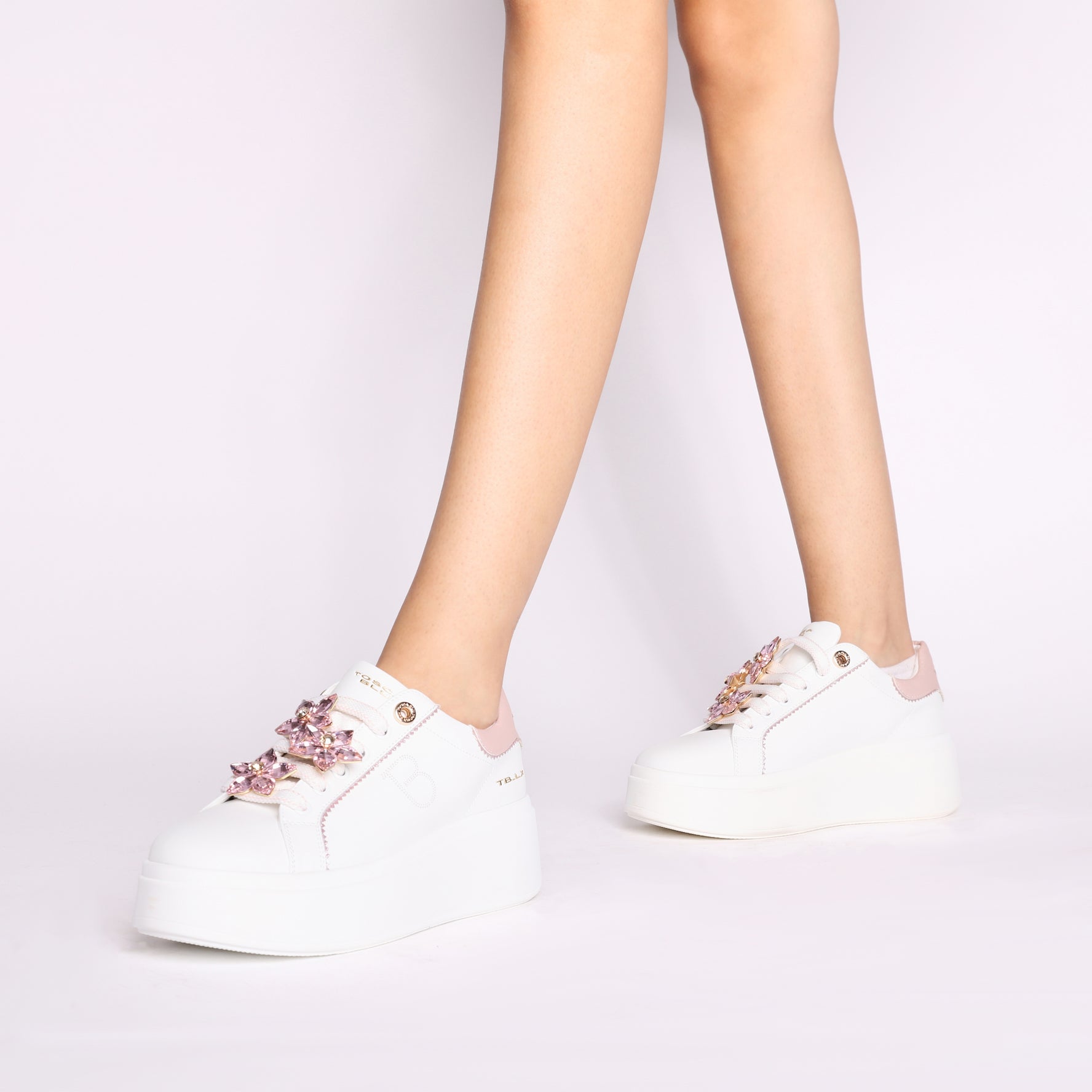 Clara leather sneakers with white/pink rhinestone flowers