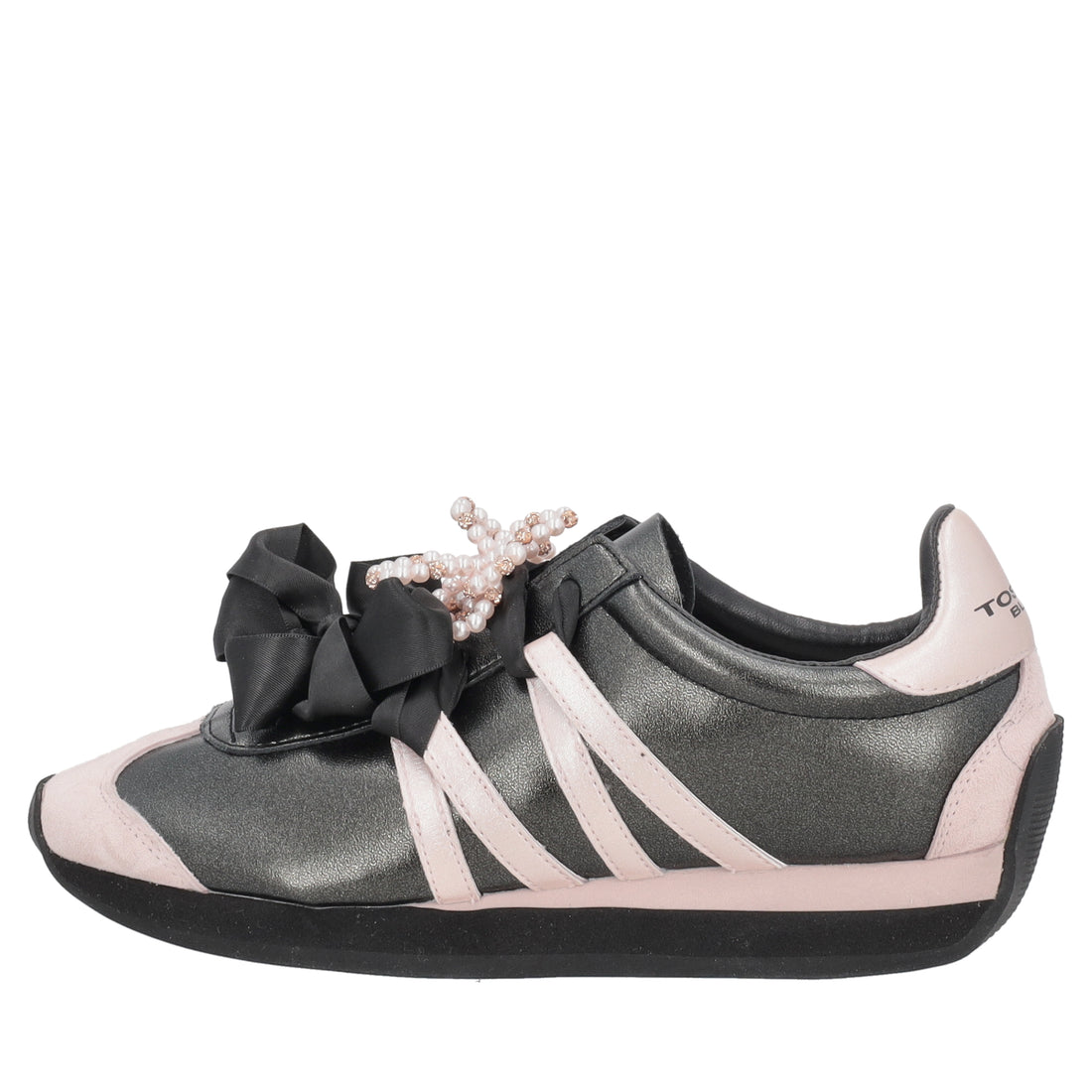 Malika sneakers with satin bows and pearls in black/pink