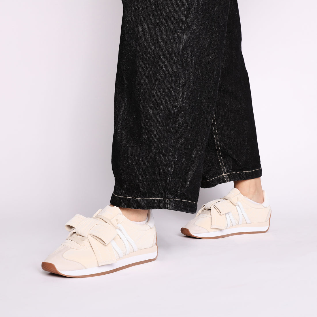 Malika sneakers with large bow in beige/white