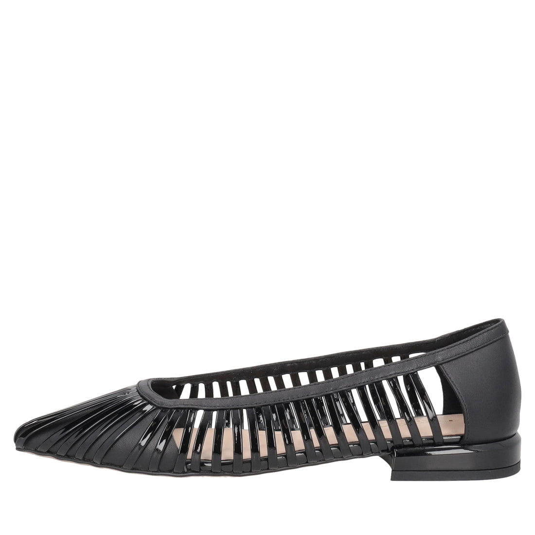 Deauville ballerina in black laminated leather