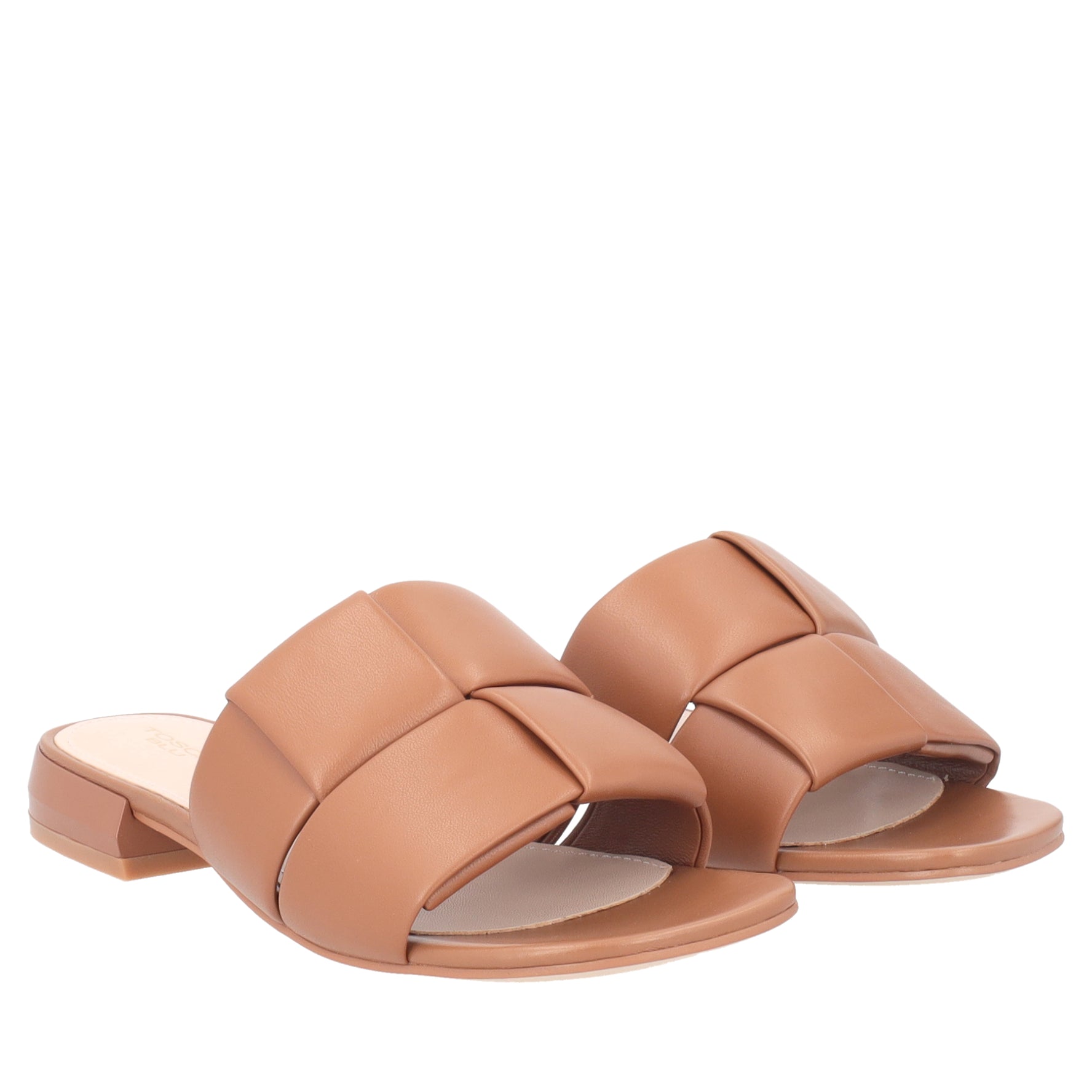 Kyoto flat leather sandal with biscuit-colored weave
