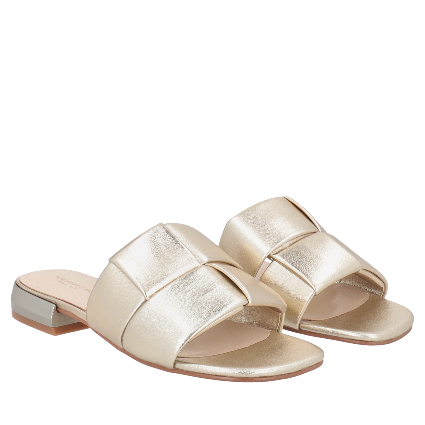 Kyoto flat sandal in gold-colored leather with weave