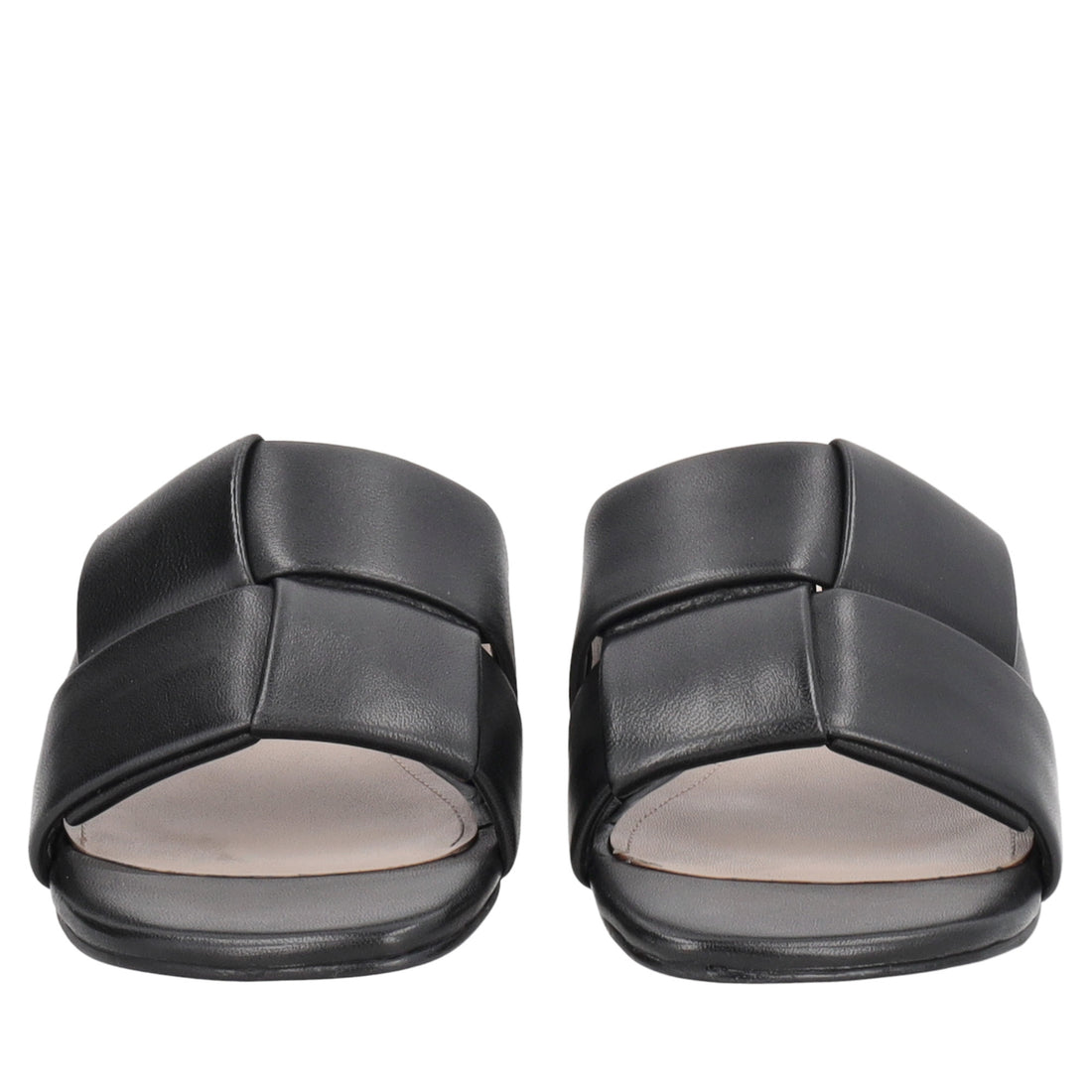 Kyoto low leather sandal with black weave
