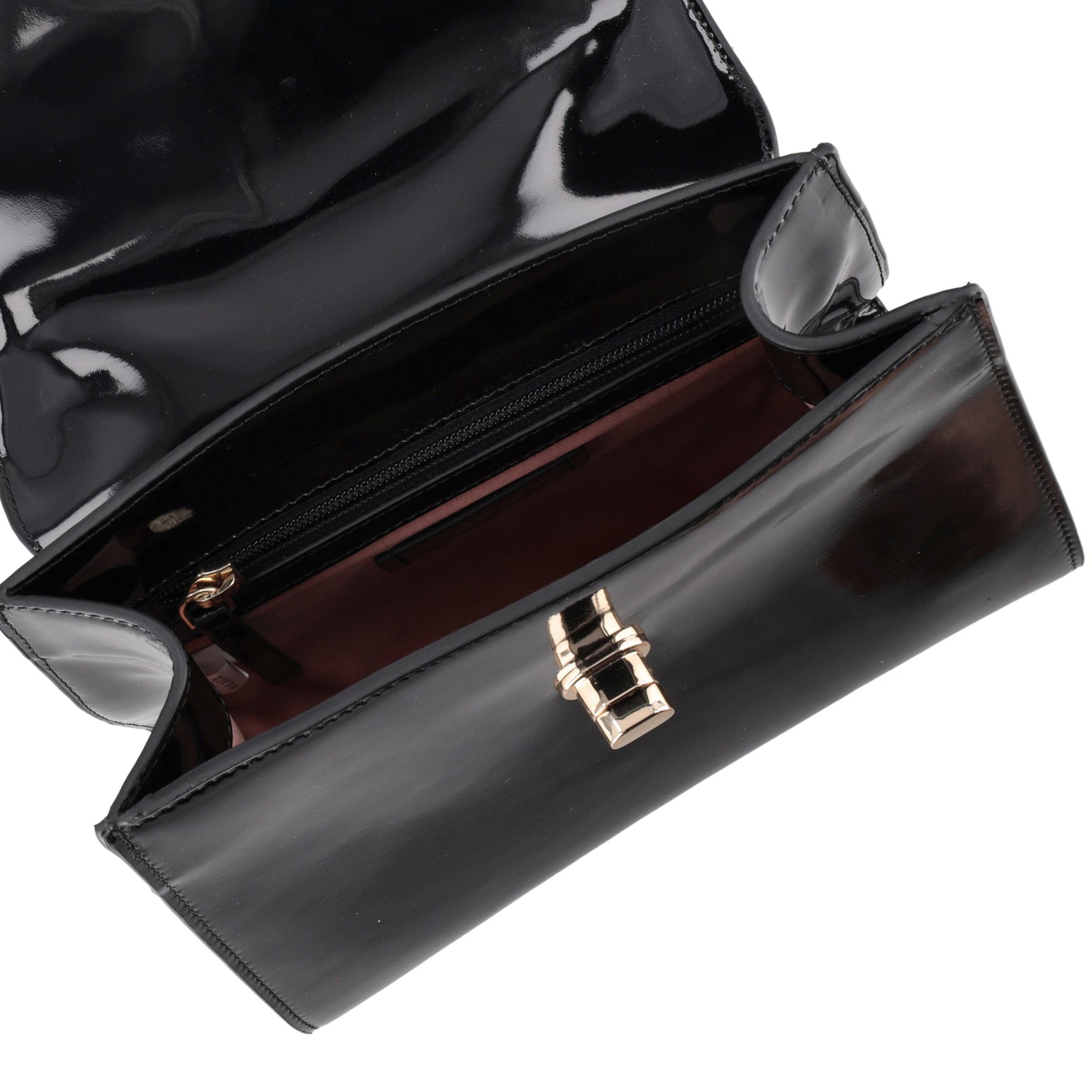 black patricia handbag in leather