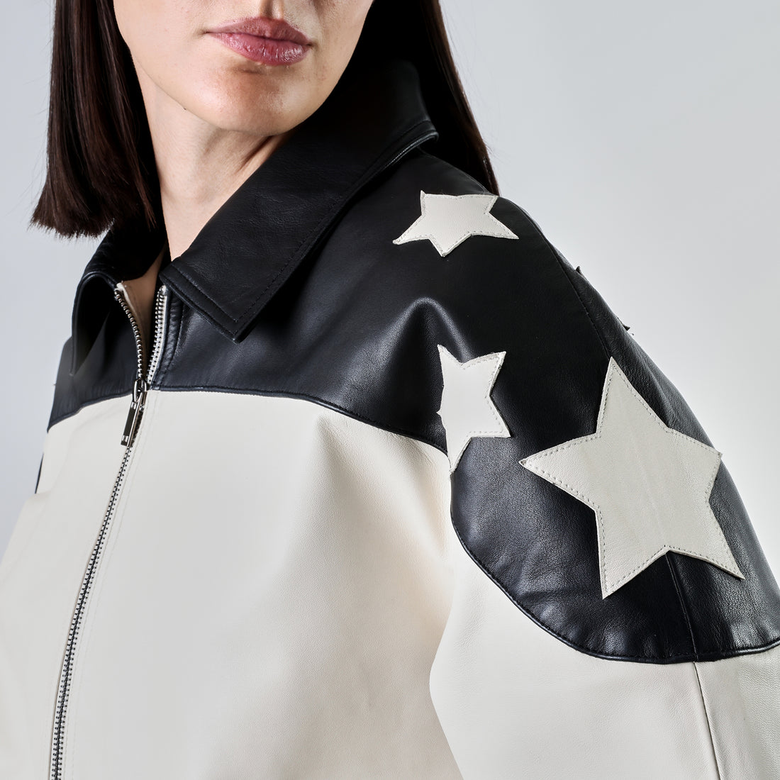 Giubbotto con stelle in pelle Roxanne colore latte