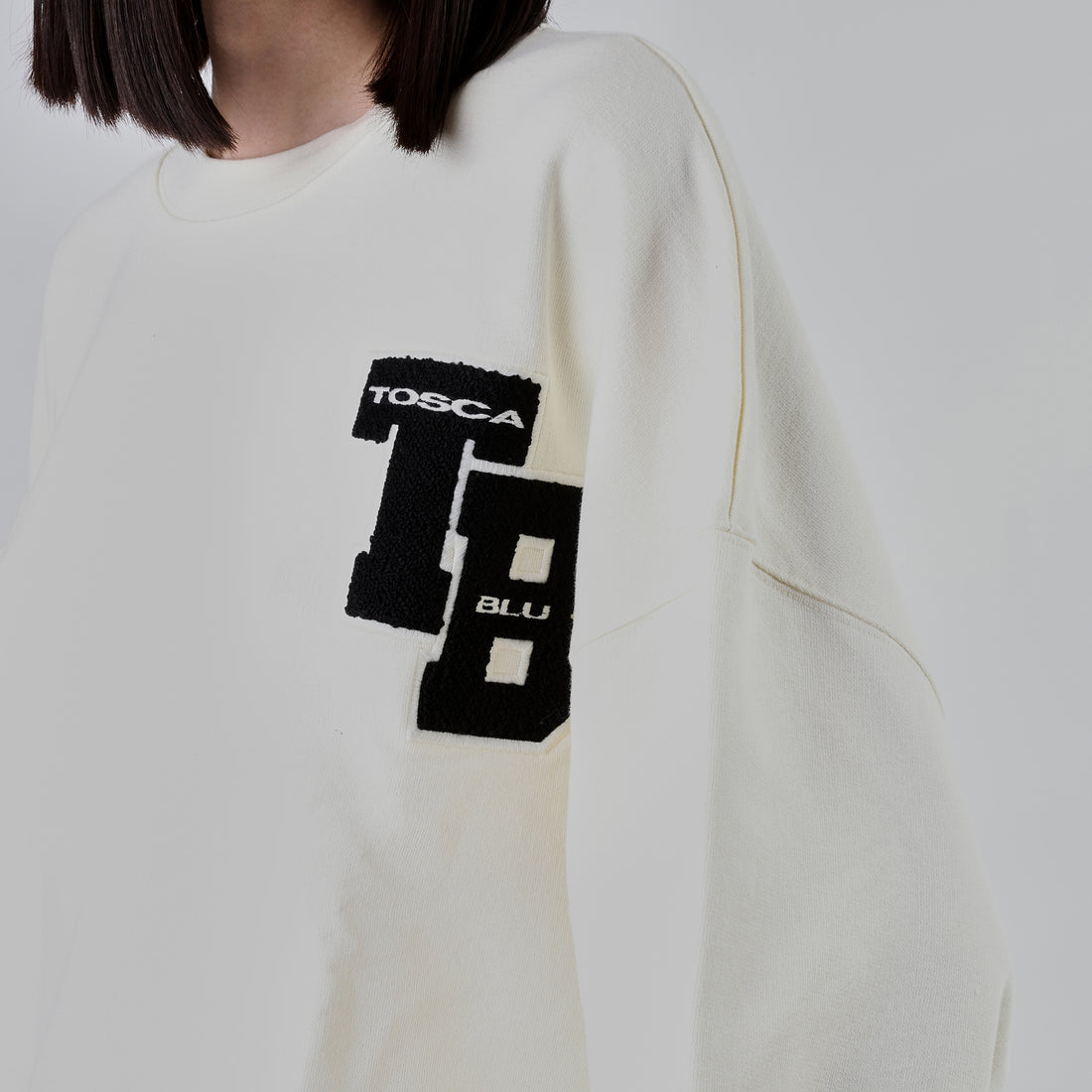 Felpa college con logo TB colore latte