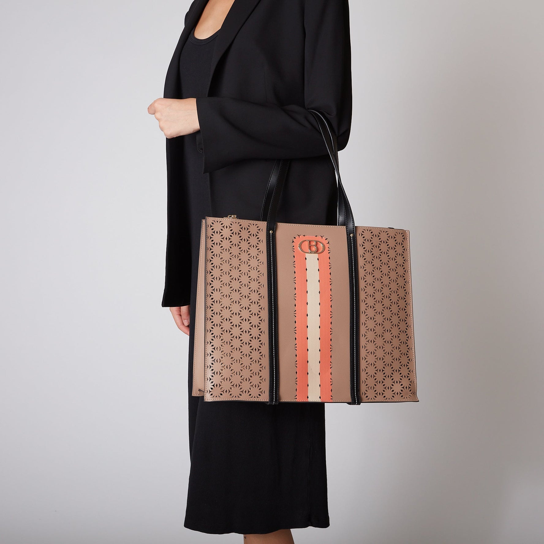 Shopping Mykonos con busta interna colore fango