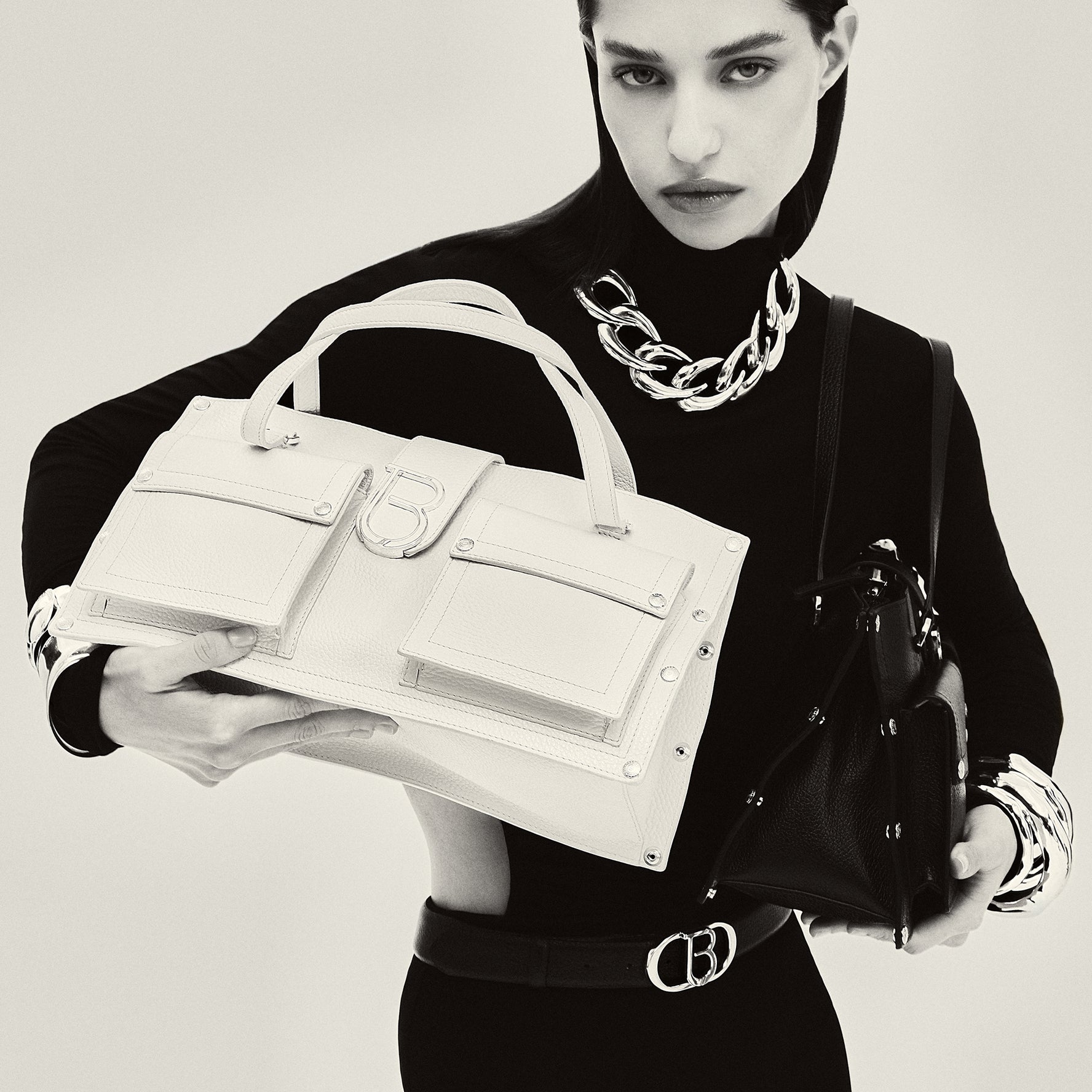 Borsa a mano grande Elodie bag con tasche colore avorio