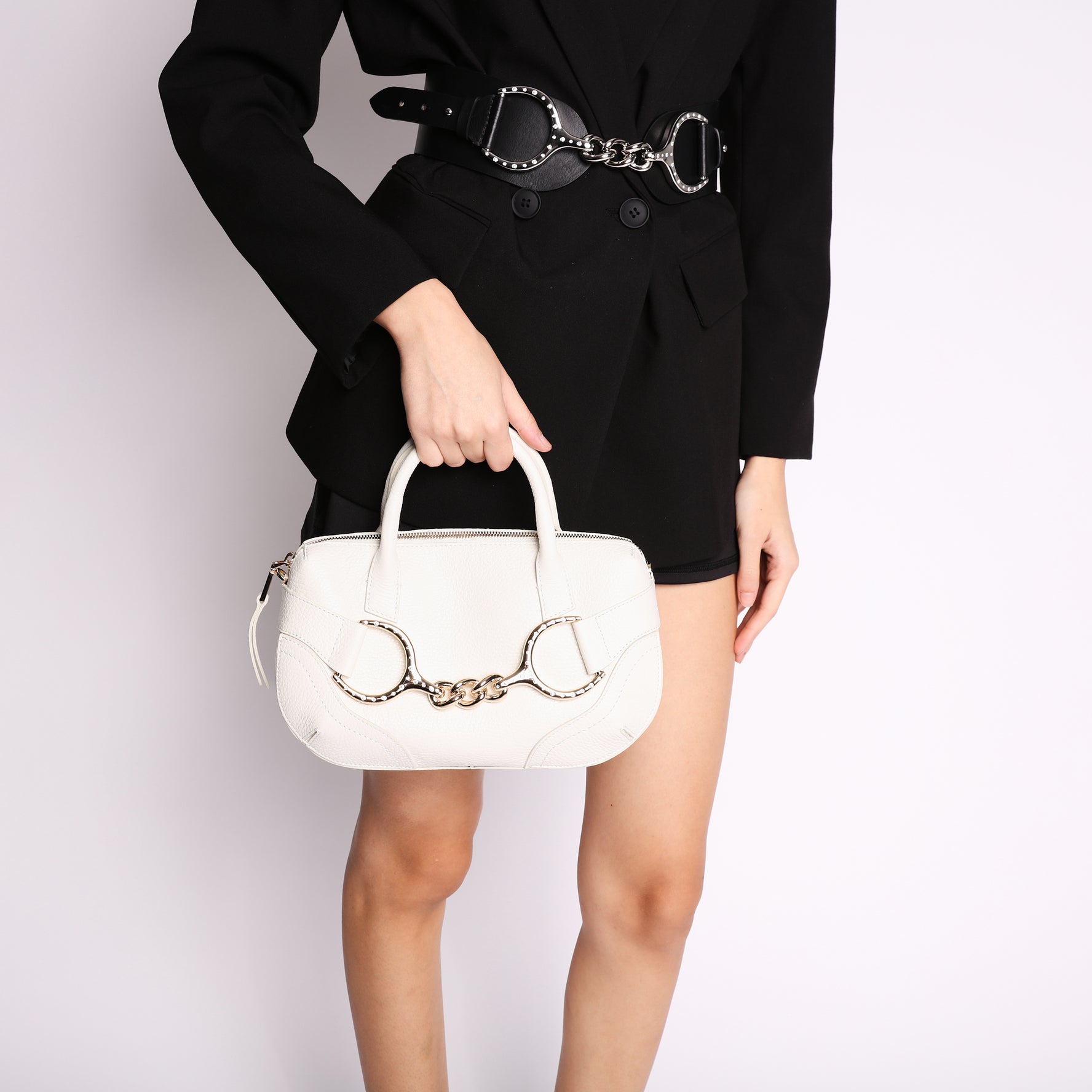 Bauletto Cecilia in pelle con staffa colore avorio