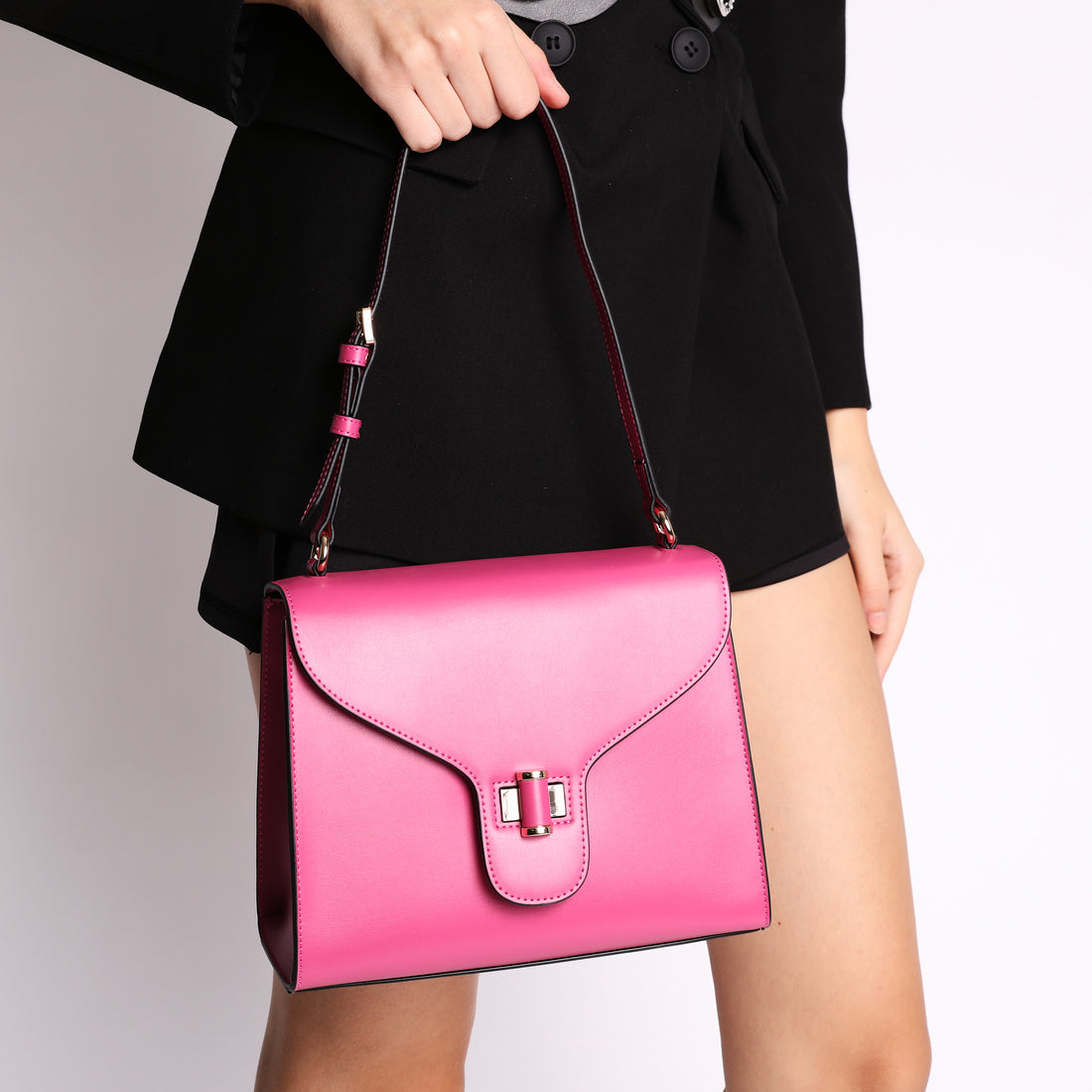 Borsa a spalla Grace in pelle con tracolla colore fucsia
