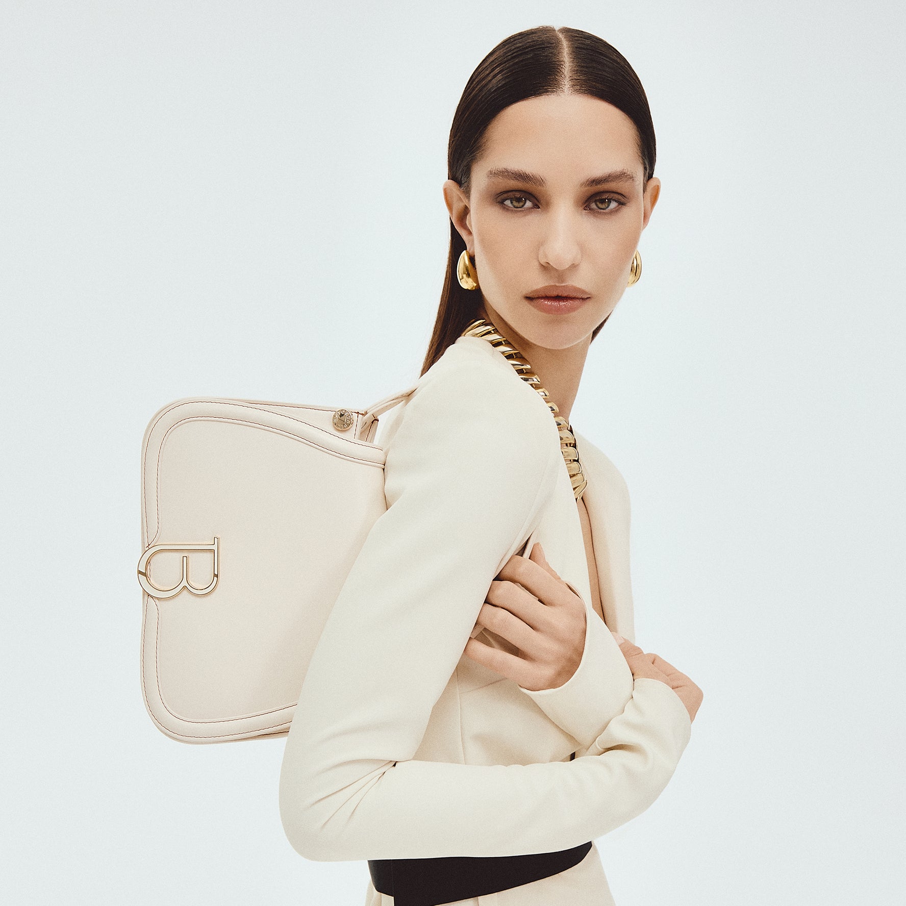 Borsa a spalla Margaret con logo colore avorio