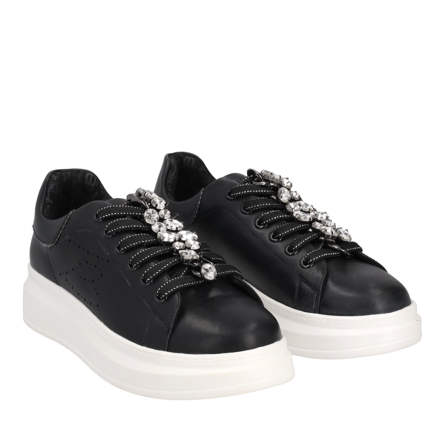BLACK-&-SILVER “BLUES” SNEAKER IN 100% LEATHER WITH GLEAMING CHAIN DET